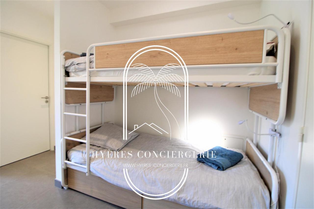 Villa Antoine Appartement Rdj Vue Mer Clim Wifi Parking Plage 50M La Garonne Le Pradet Kültér fotó