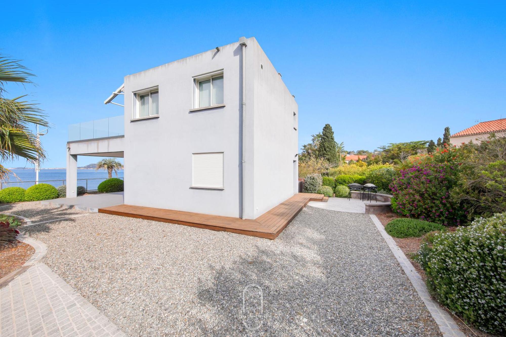Villa Antoine Appartement Rdj Vue Mer Clim Wifi Parking Plage 50M La Garonne Le Pradet Kültér fotó