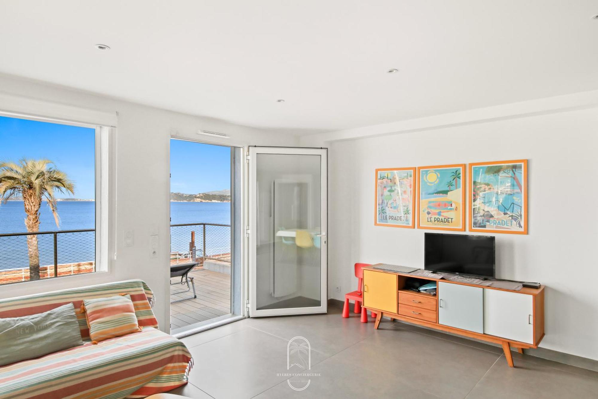 Villa Antoine Appartement Rdj Vue Mer Clim Wifi Parking Plage 50M La Garonne Le Pradet Kültér fotó