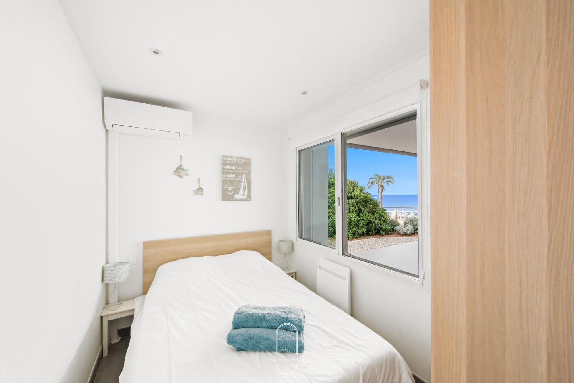 Villa Antoine Appartement Rdj Vue Mer Clim Wifi Parking Plage 50M La Garonne Le Pradet Kültér fotó