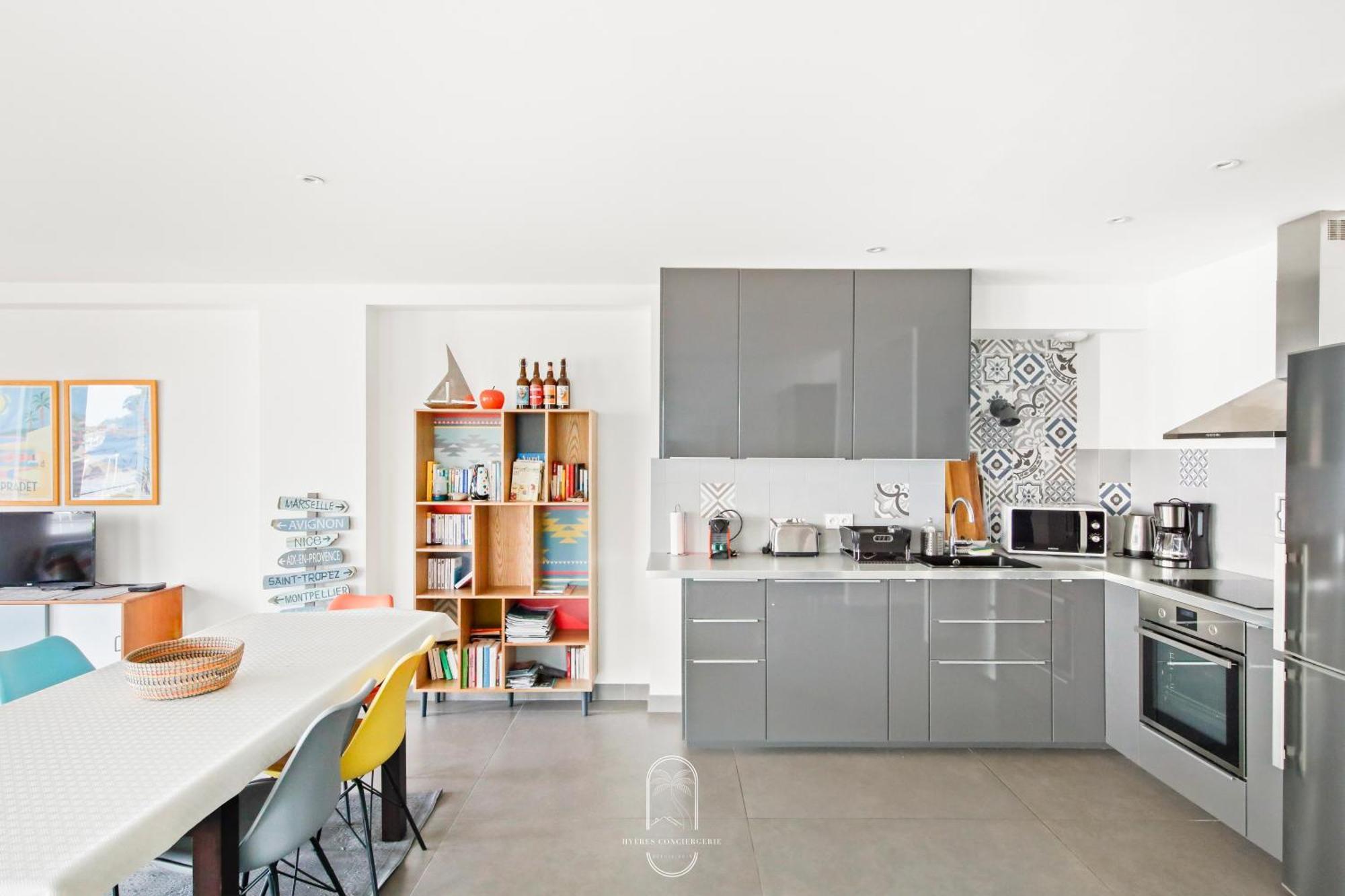 Villa Antoine Appartement Rdj Vue Mer Clim Wifi Parking Plage 50M La Garonne Le Pradet Kültér fotó